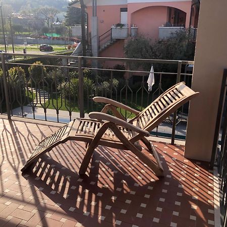 Residence Oasi Manerba del Garda Exterior photo