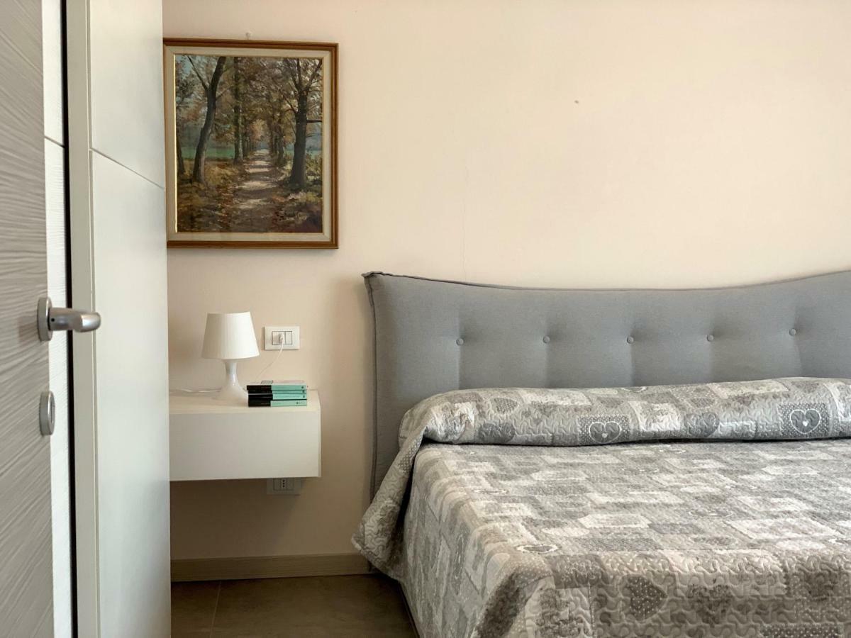 Residence Oasi Manerba del Garda Exterior photo