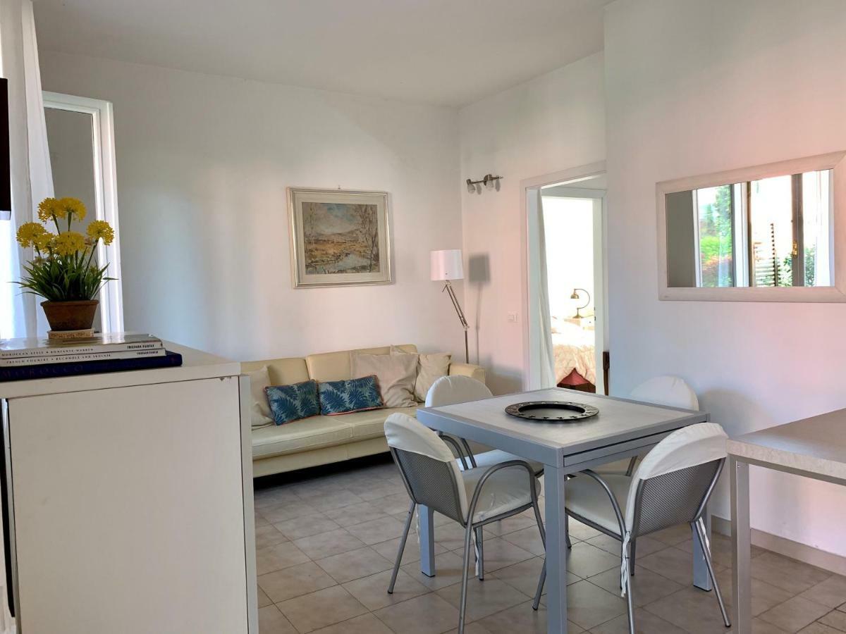 Residence Oasi Manerba del Garda Exterior photo